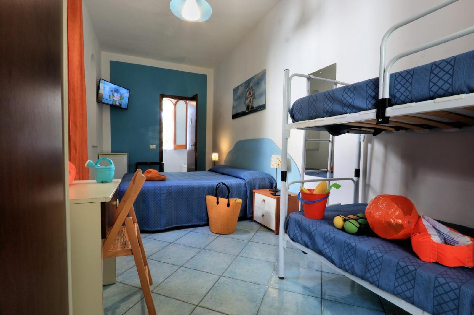 Standard Family Room,1746950497:JPEG